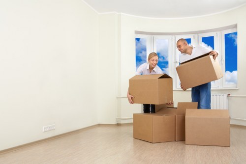 Efficient packing services for office moves
