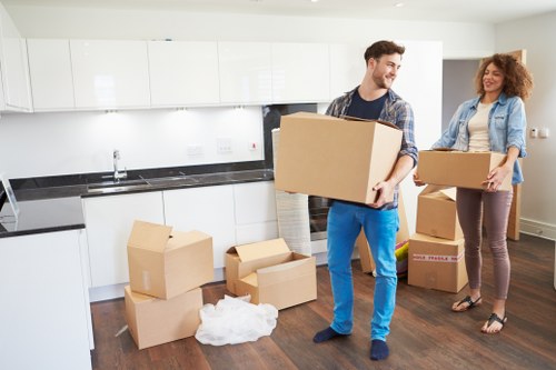 Organized storage facilities in Edgware