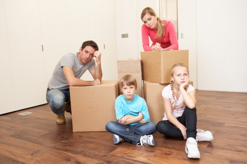 Domestic storage linked with house moving support